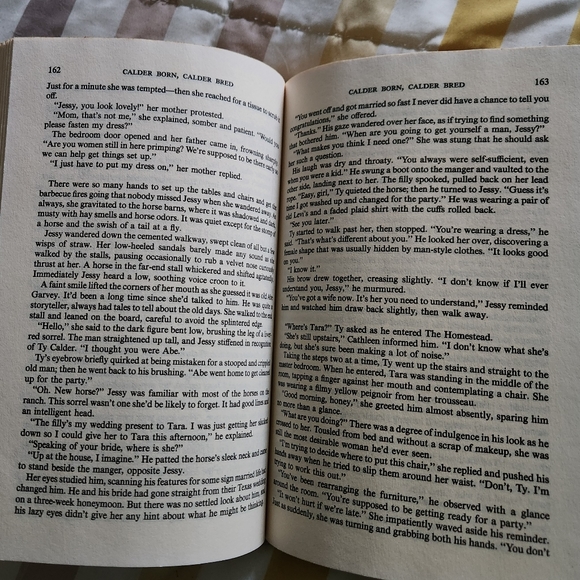 Calder Born Calder Bred Book by Janet Dailey - Picture 3 of 4